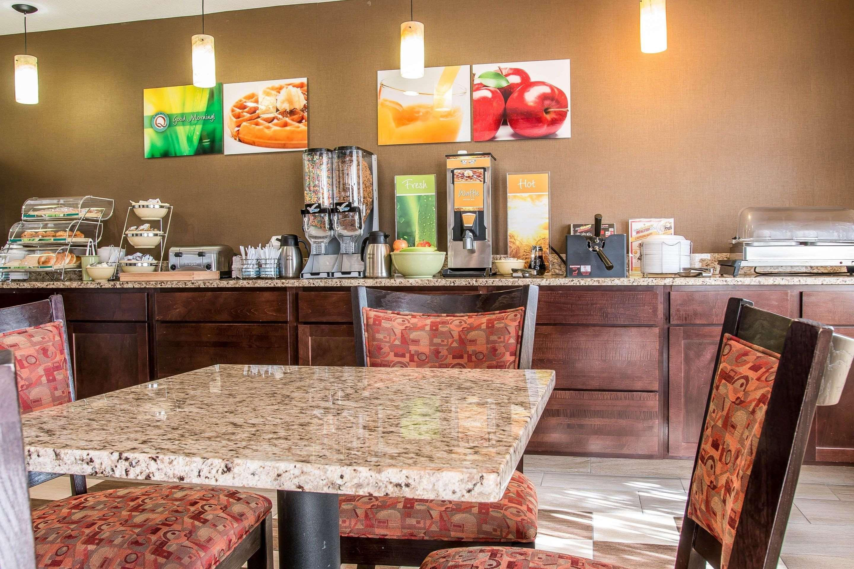Cutlerville Quality Inn Grand Rapids South-Byron Center מראה חיצוני תמונה
