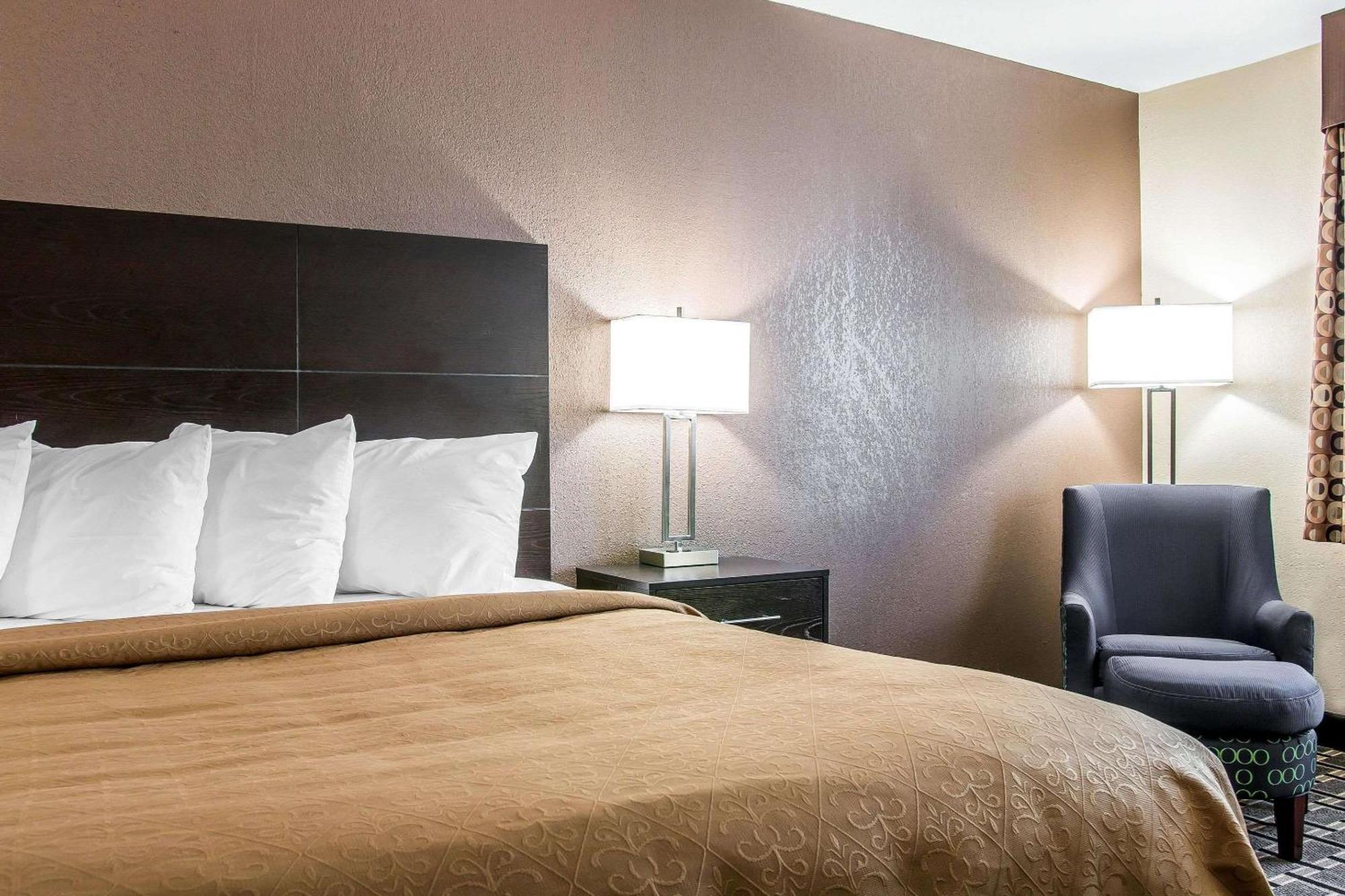 Cutlerville Quality Inn Grand Rapids South-Byron Center מראה חיצוני תמונה