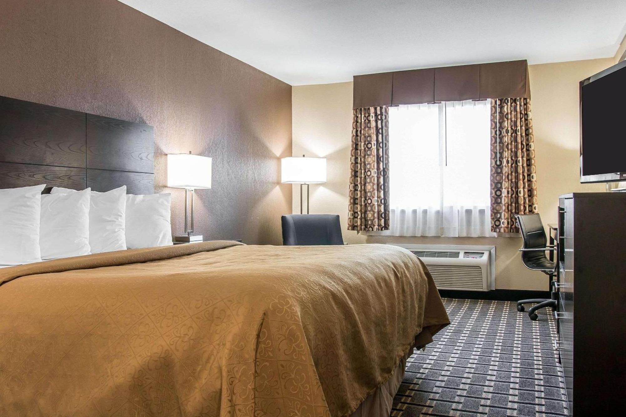 Cutlerville Quality Inn Grand Rapids South-Byron Center מראה חיצוני תמונה